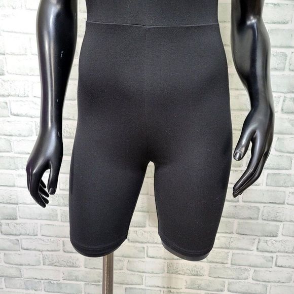 GRLFRND Womens XS Black Joni Romper Short Form Fitted Ponte Jersey Knit - Picture 3 of 8